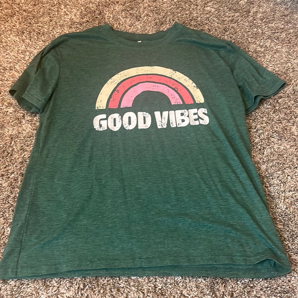 Womens good vibes top!